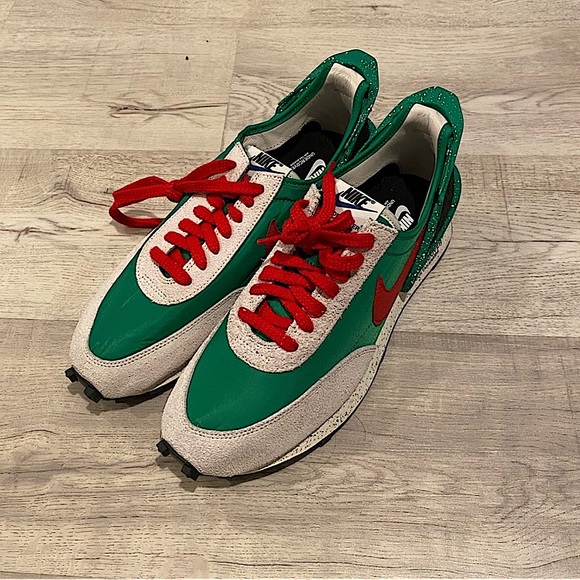 UNDERCOVER x NIKE DAYBREAK “Lucky-Green/Red” Limited Release (9.5) - Picture 3 of 6
